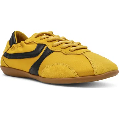Steve Madden Khaia Sneaker In Multi