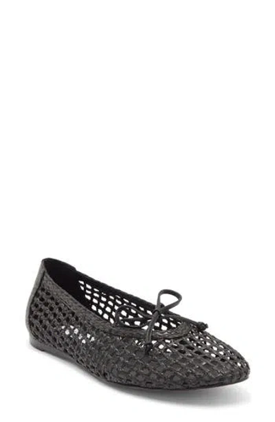 Steve Madden Leelo Woven Flat In Black