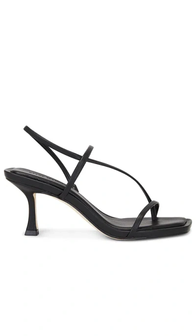 STEVE MADDEN LOCKE HEEL