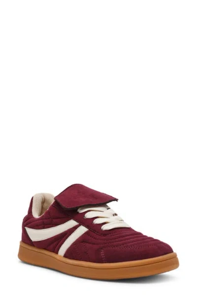 Steve Madden Madrid Low Top Sneaker In Burgundy