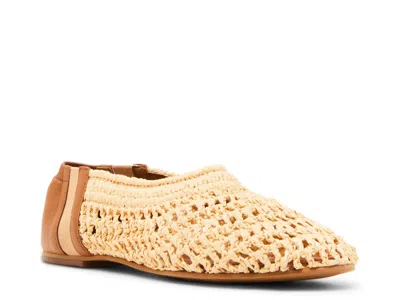 Steve Madden Meela Flat In Brown