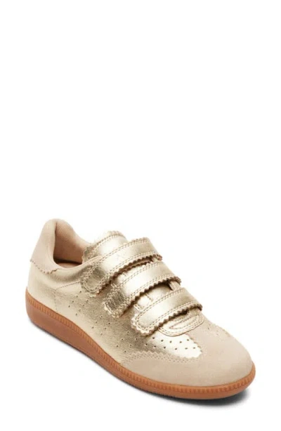 Steve Madden Momentum Sneaker In Gold
