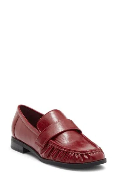 Steve Madden Morgen Loafer In Brown