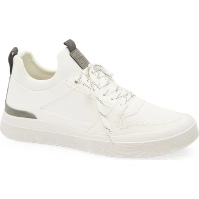 Steve Madden Okser Sneaker In White