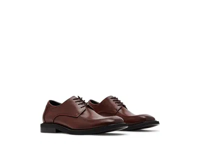 Steve Madden Pippen In Brown