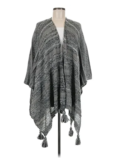 Pre-owned Steve Madden Poncho In Gray