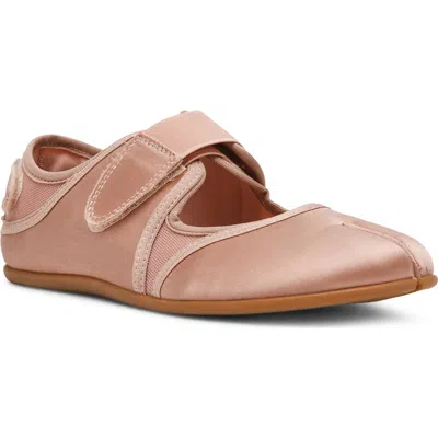 Steve Madden Rapid Mesh Slip-on Sneaker In Pink