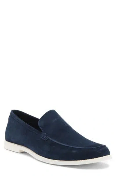 Steve Madden Remmie Loafer In Navy