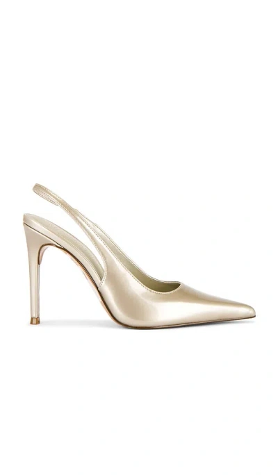 Steve Madden Reyes Slingback Pump In White
