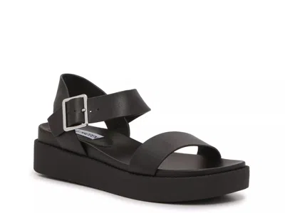 Steve Madden Rileey Sandal In Black