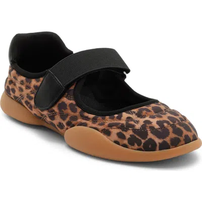 Steve Madden Ruthy Sneaker In Brown