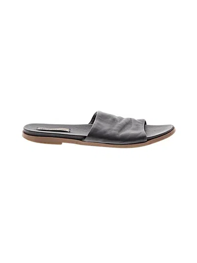 Pre-owned Steve Madden Sandals In Black