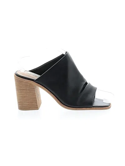 Pre-owned Steve Madden Sandals In Black