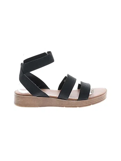 Pre-owned Steve Madden Sandals In Black