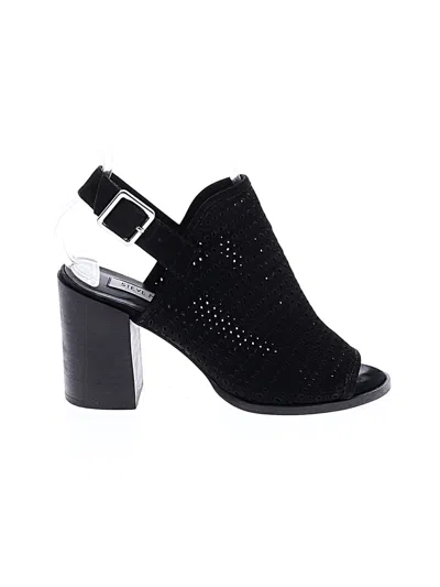 Pre-owned Steve Madden Sandals In Black