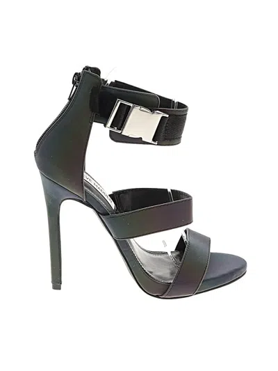 Pre-owned Steve Madden Sandals In Black