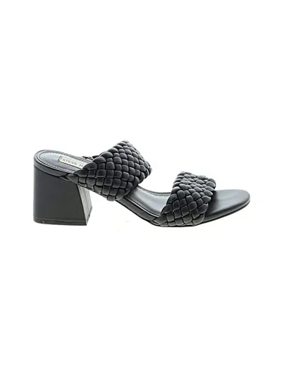 Pre-owned Steve Madden Sandals In Black