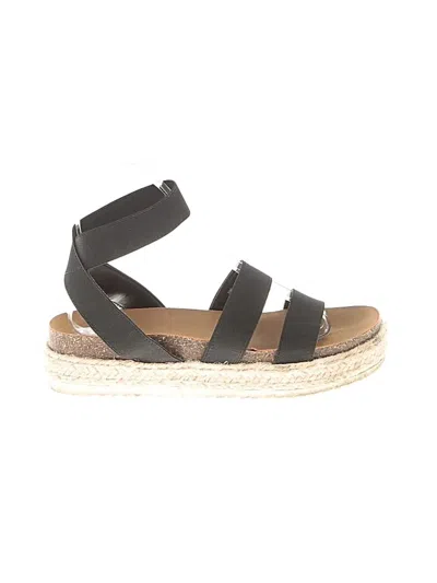 Pre-owned Steve Madden Sandals In Black