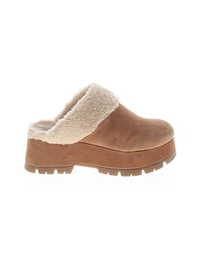 Pre-owned Steve Madden Sandals In Brown