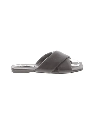 Pre-owned Steve Madden Sandals In Gray