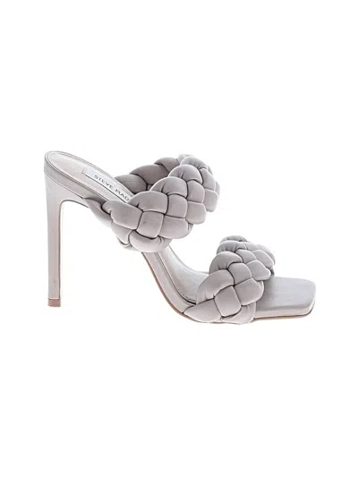 Pre-owned Steve Madden Sandals In Gray
