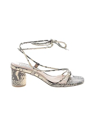 Pre-owned Steve Madden Sandals In Ivory