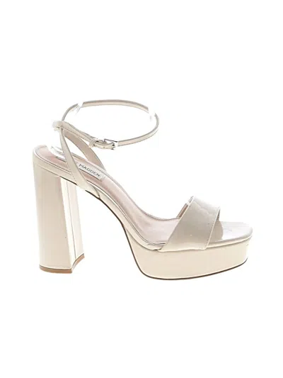 Pre-owned Steve Madden Sandals In Ivory