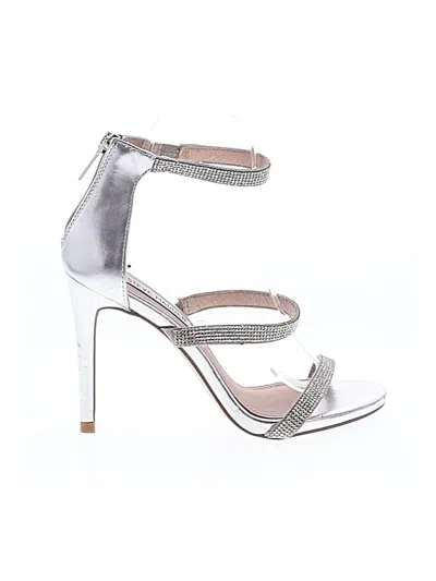 Pre-owned Steve Madden Sandals In Silver