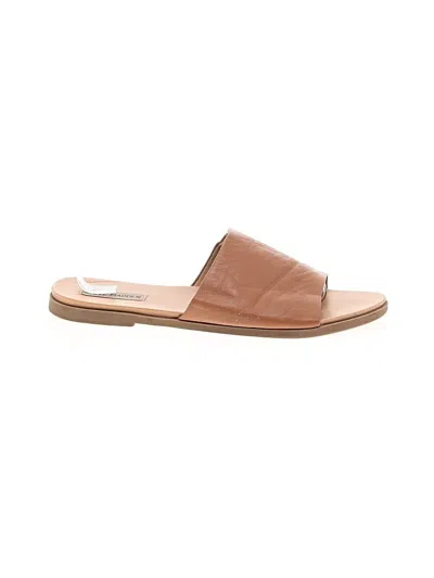 Pre-owned Steve Madden Sandals In Tan
