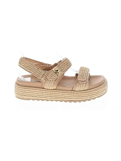 Pre-owned Steve Madden Sandals In Tan