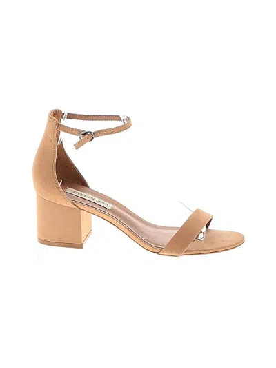 Pre-owned Steve Madden Sandals In Tan