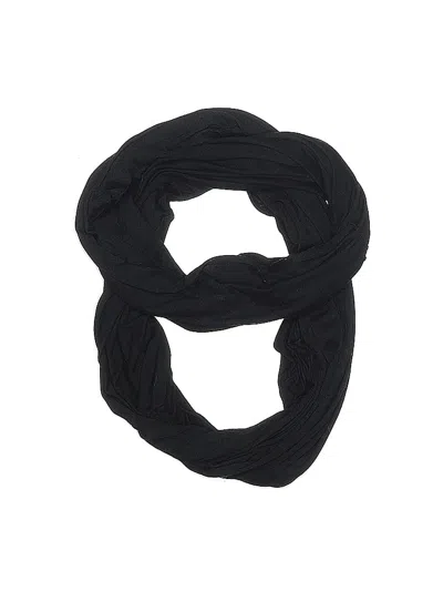 Pre-owned Steve Madden Scarf In Black
