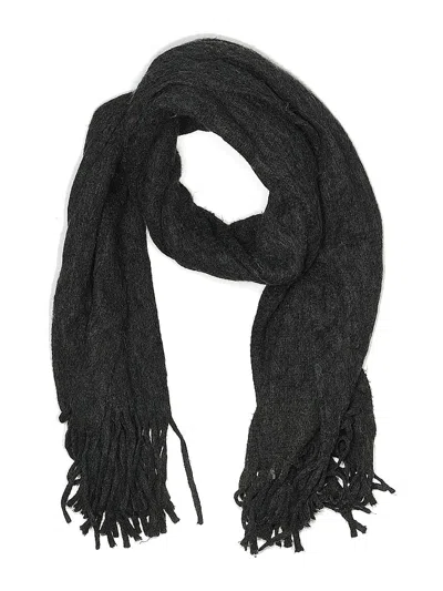 Pre-owned Steve Madden Scarf In Gray