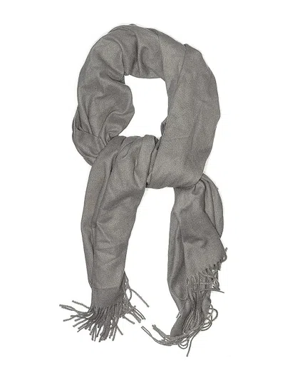 Pre-owned Steve Madden Scarf In Gray