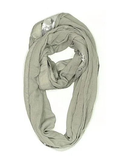Pre-owned Steve Madden Scarf In Gray