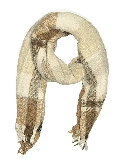 Pre-owned Steve Madden Scarf In Ivory