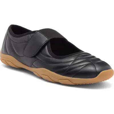 STEVE MADDEN STEVE MADDEN SCOOTER MARY JANE SNEAKER