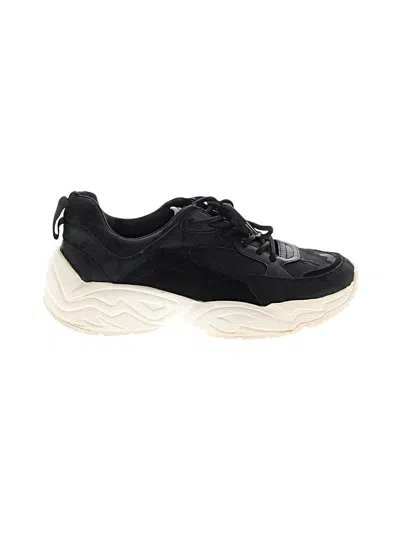 Pre-owned Steve Madden Sneakers In Black