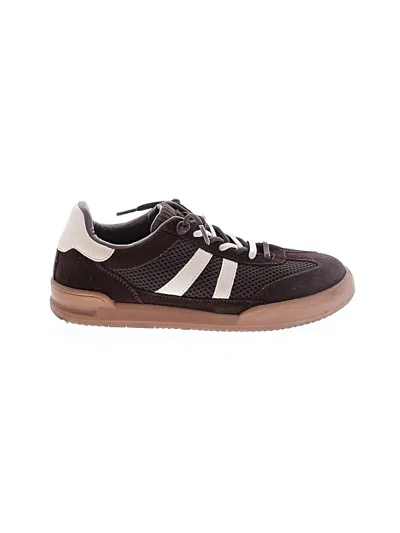 Pre-owned Steve Madden Sneakers In Brown