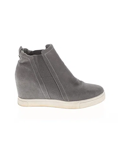 Pre-owned Steve Madden Sneakers In Gray