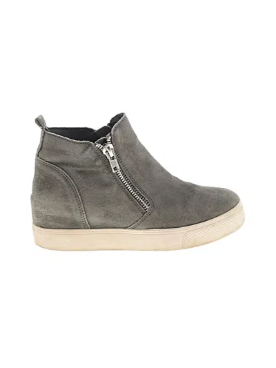 Pre-owned Steve Madden Sneakers In Gray