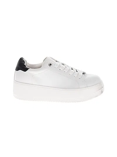 Pre-owned Steve Madden Sneakers In White