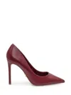 Steve Madden Pointed Bordeaux Pumps Décolleté In Red