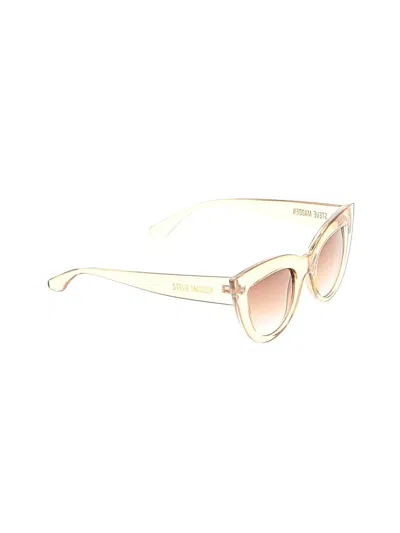 Pre-owned Steve Madden Sunglasses In Ivory