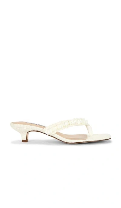 Steve Madden Tracie Shell Sandal In White