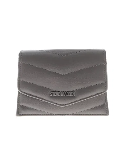 Pre-owned Steve Madden Wallet In Gray