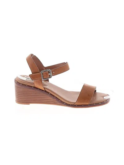 Pre-owned Steve Madden Wedges In Tan