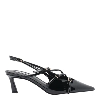 Steve Madden With Heel In Black