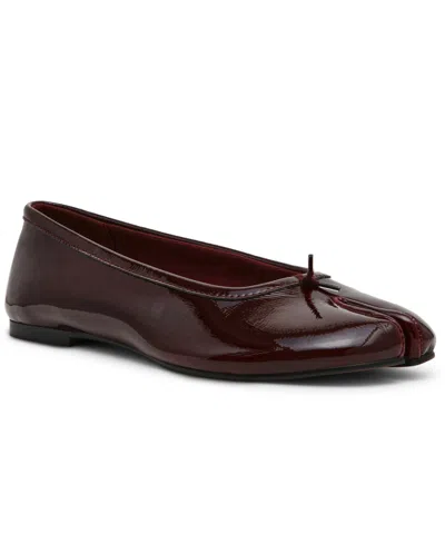 Steve Madden Women's Calico Split-toe Ballet Flats In Burgundy Shiny Leather