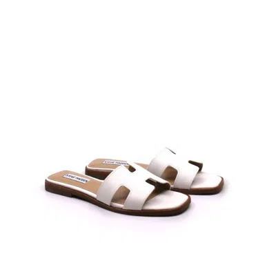 Steve Madden Hadyn Sandal In 白色皮革